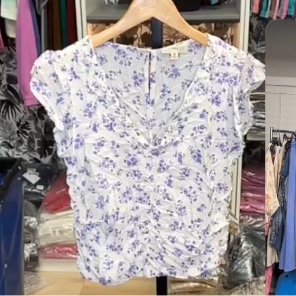 Promesa White Top with Lavender Floral Print elastic waist.